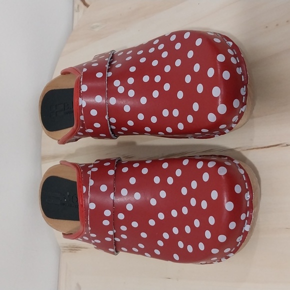 BJork Swedish Comfort Red Polka Dot Clogs Size 39 Woodend Wedge Mule Clog Shoes - Picture 4 of 14